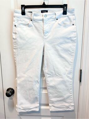NYDJ Women’s White Cropped Jeans - Classic Five-Pocket Style- Cuffed Hem Size 10